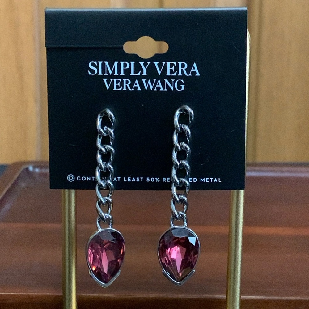 NWT Simply Vera Vera Wang gunmetal and dark pink stone earrings